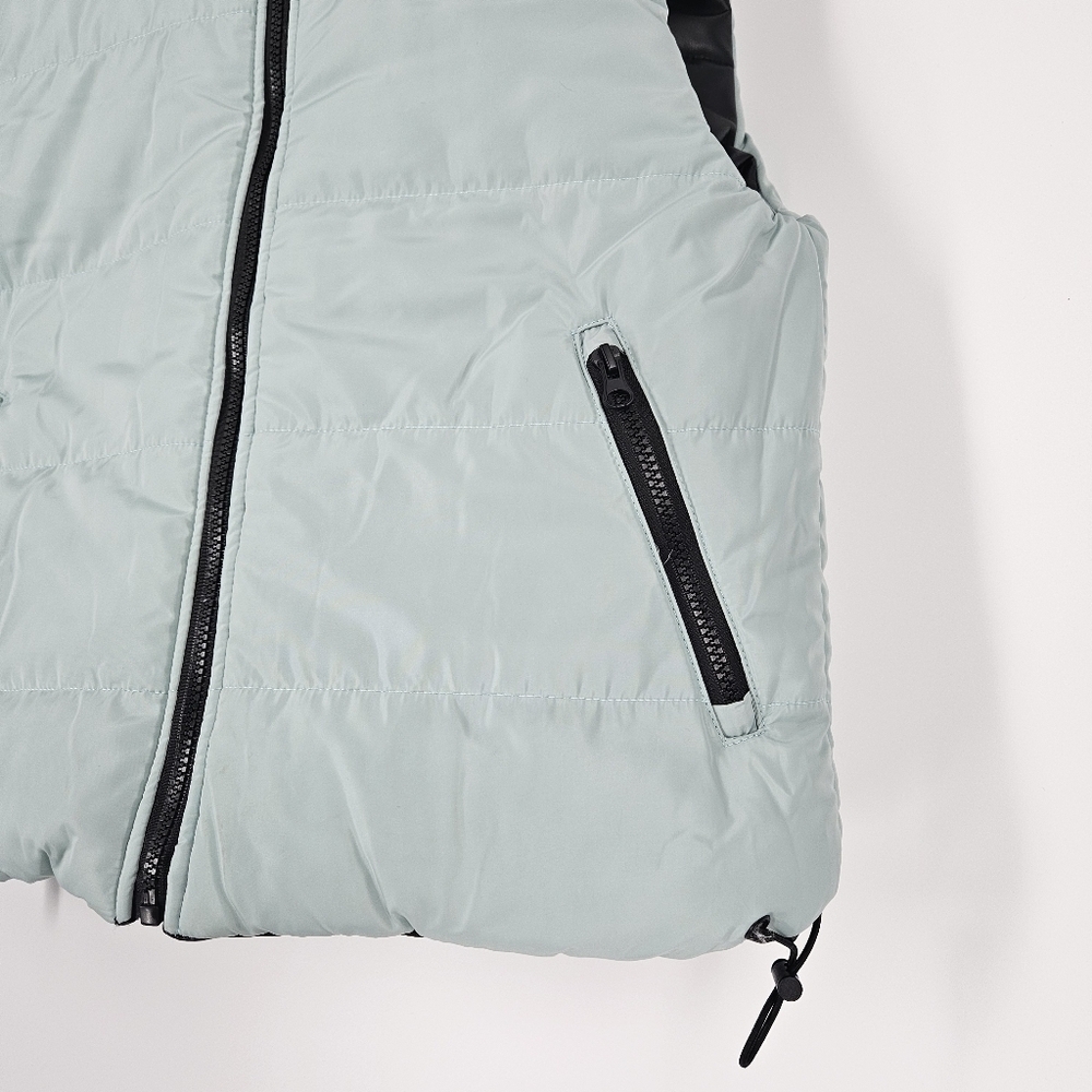 IVL Collective Revolve Black & Green Faux Leather Reversible Puffer Vest - Picture 6 of 14